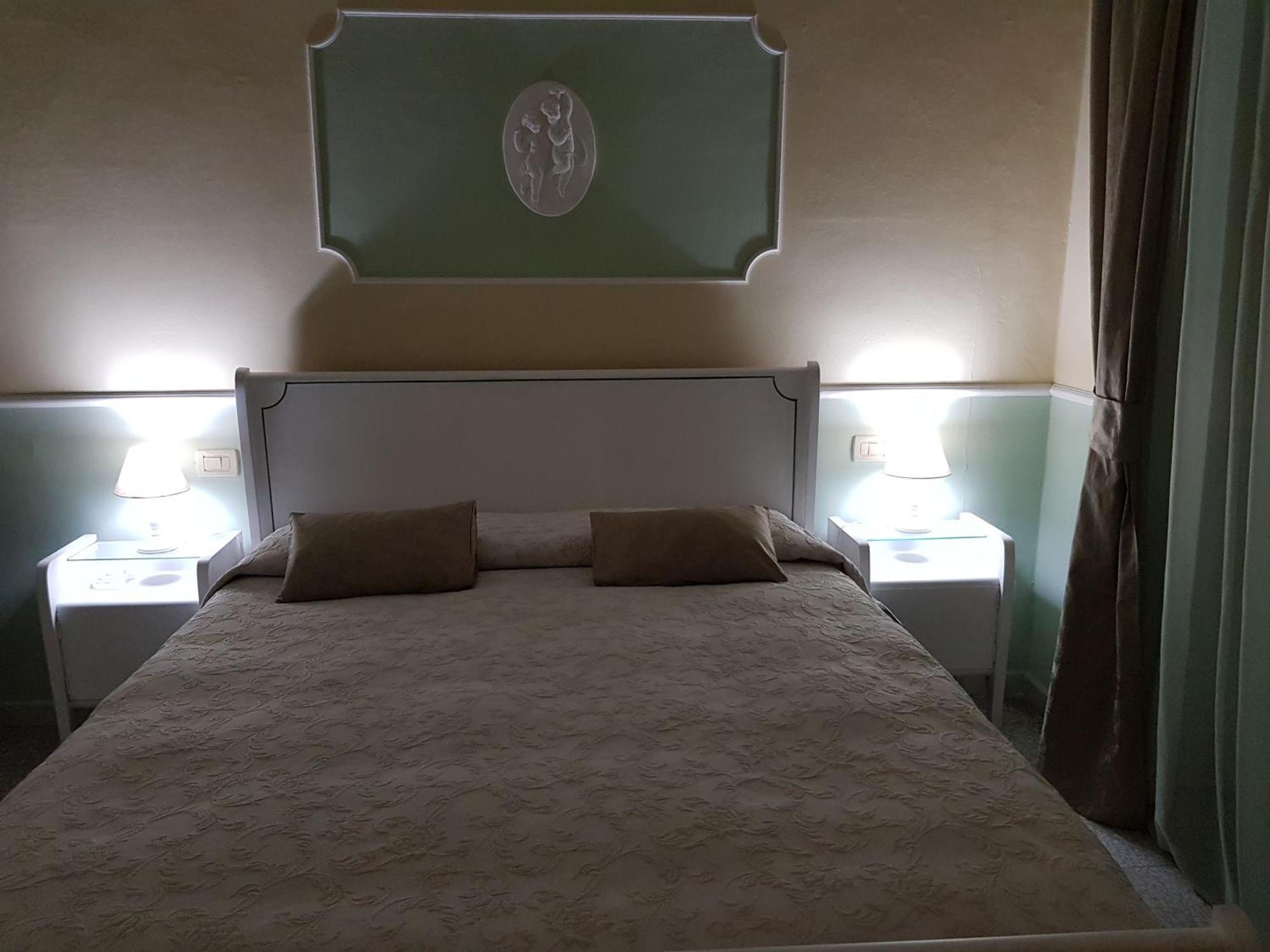 Ca Del Vescovo Bed & Breakfast Imperia Exterior photo