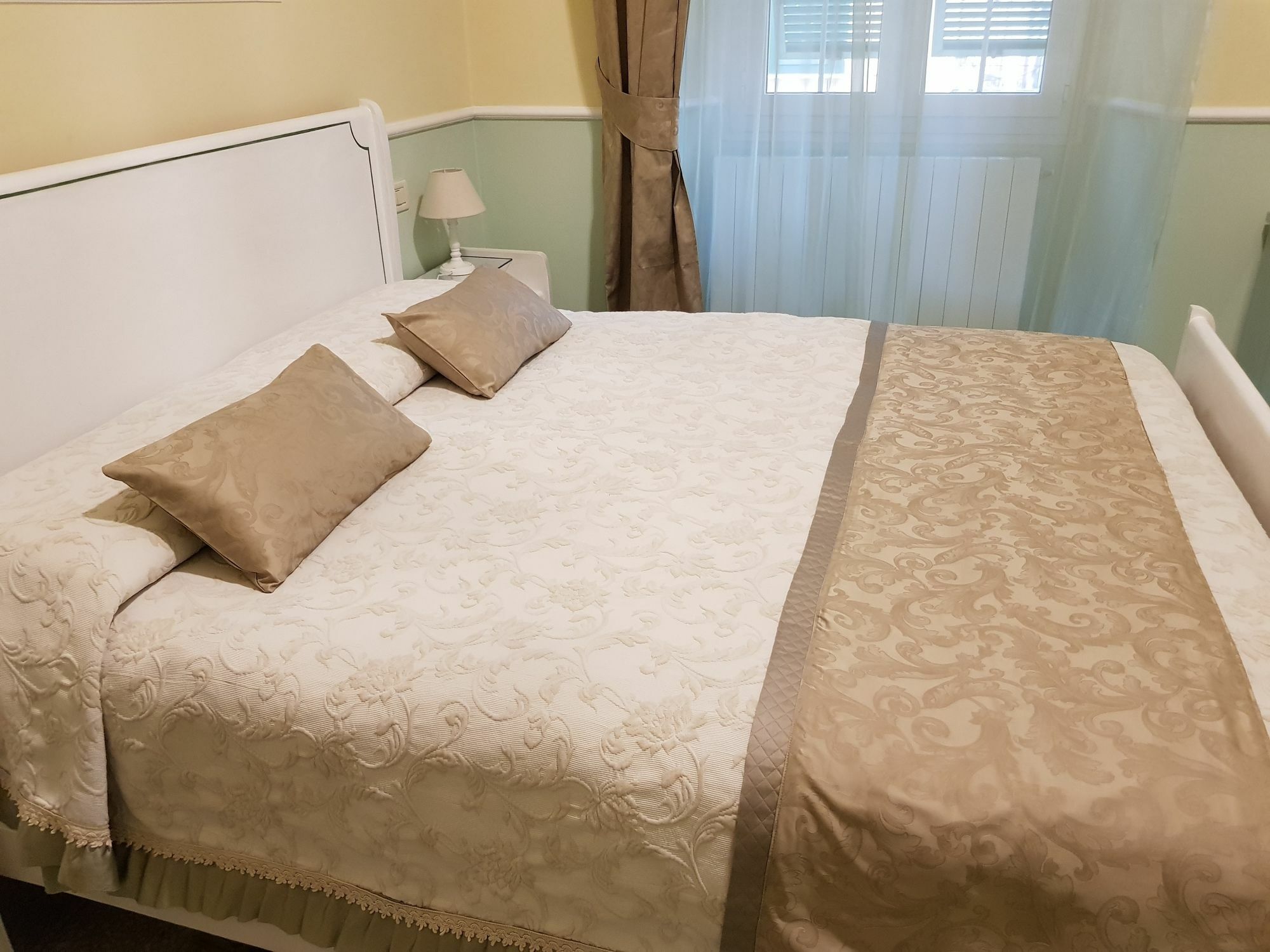 Ca Del Vescovo Bed & Breakfast Imperia Exterior photo